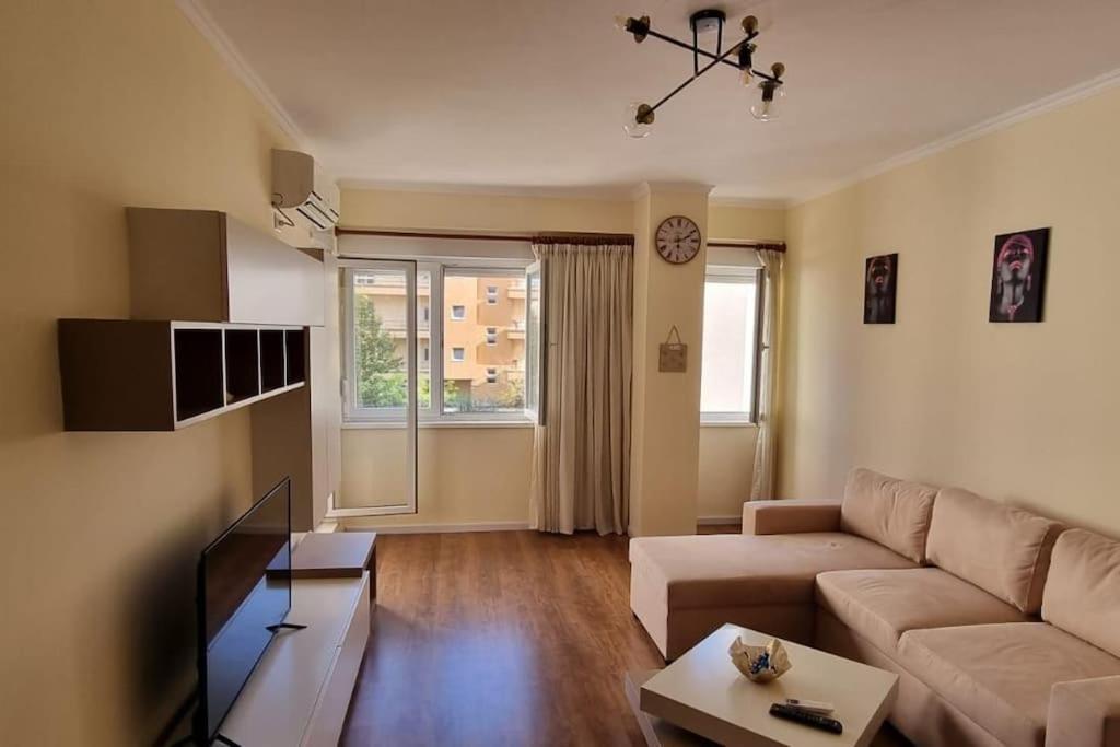 New & Great Located Apartment Near Center Тирана Екстер'єр фото