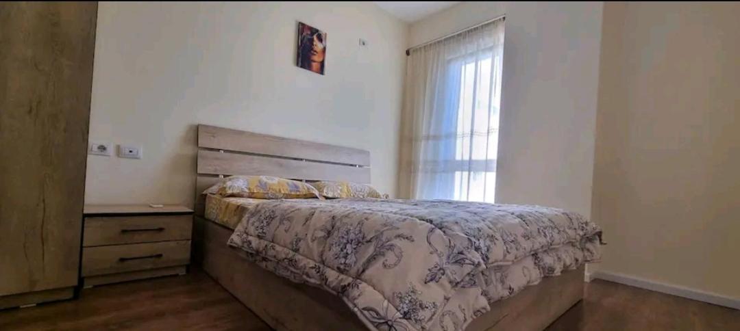 New & Great Located Apartment Near Center Тирана Екстер'єр фото